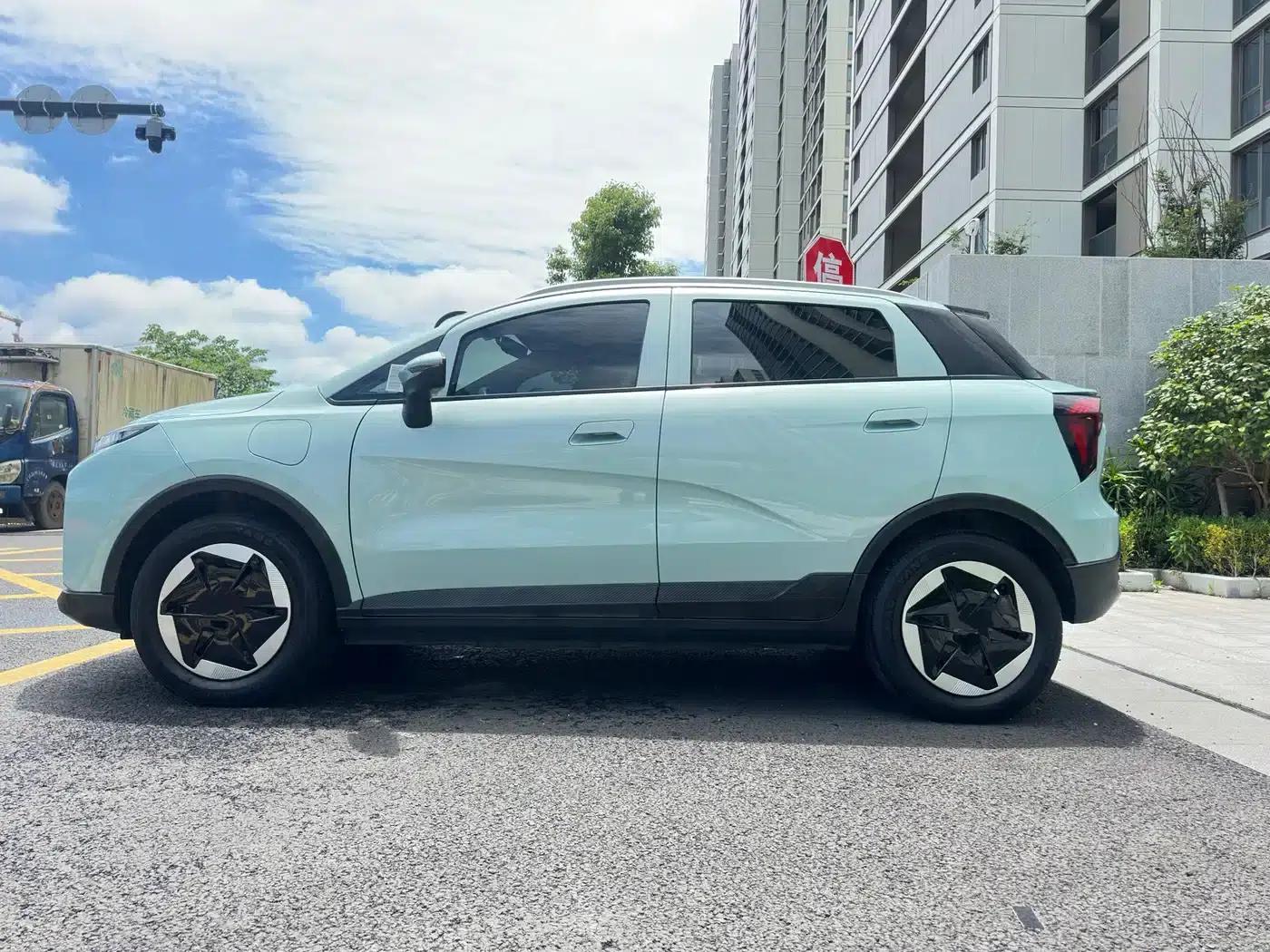 Geely Geometry E Firefly 2024 Model, 301km/h, Starlight — миниатюра 8