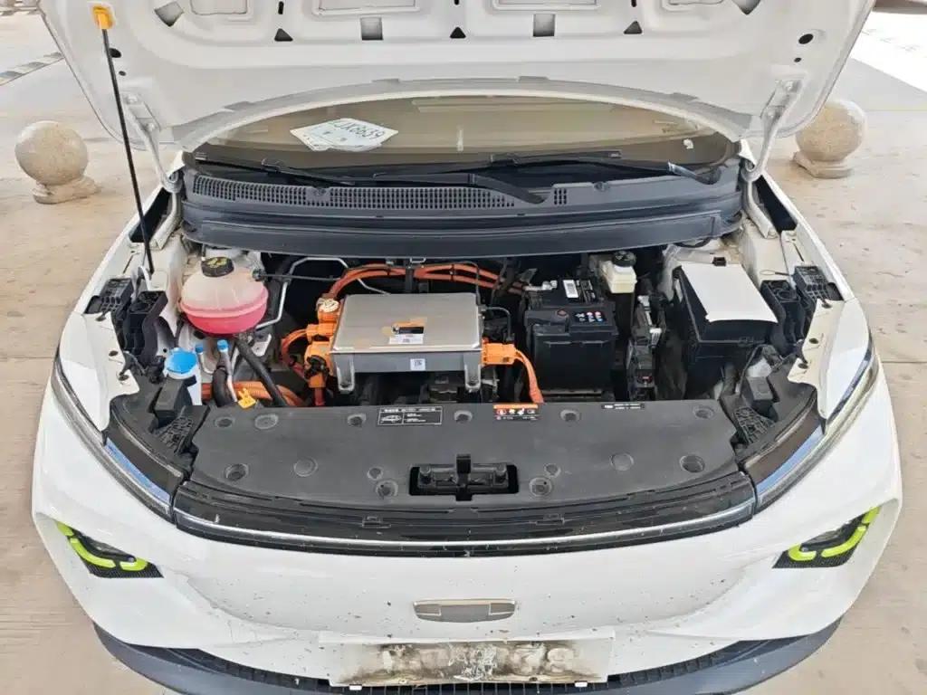 Geely Geometry E Firefly 2023 Model 401KM Thunder Tiger 5-Seater — миниатюра 20