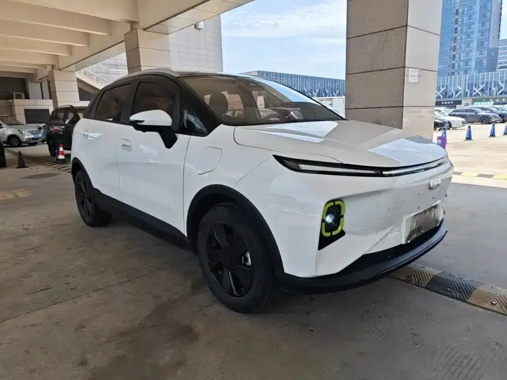 Geely Geometry E Firefly 2023 Model 401KM Thunder Tiger 5-Seater — миниатюра 4