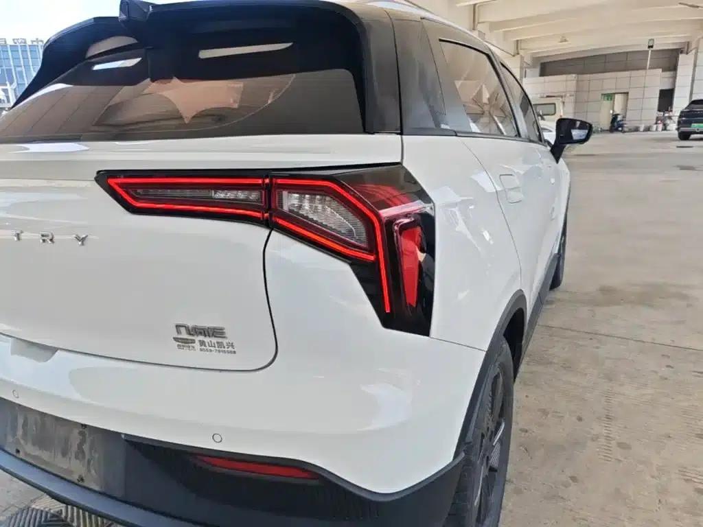 Geely Geometry E Firefly 2023 Model 401KM Thunder Tiger 5-Seater — миниатюра 8