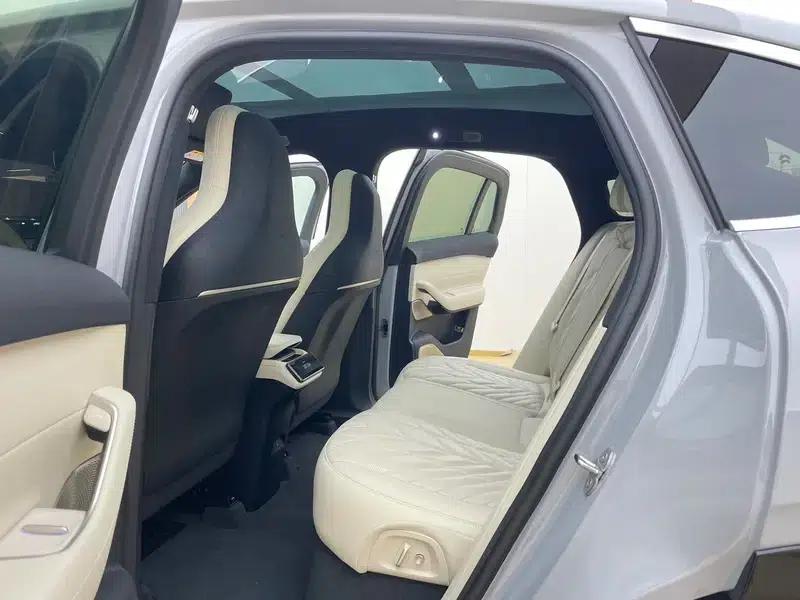 NIO EC6 2025 model 75kWh — миниатюра 17