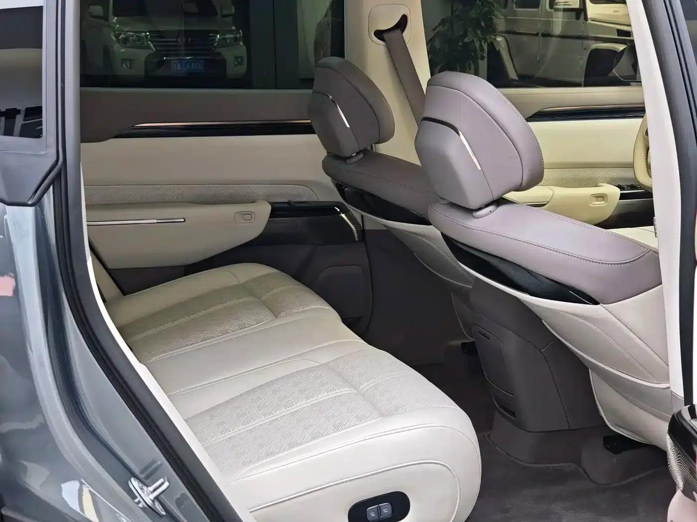 Jike 7X 2025 75kWh Rear-Wheel Drive Intelligent Driving Edition — миниатюра 31