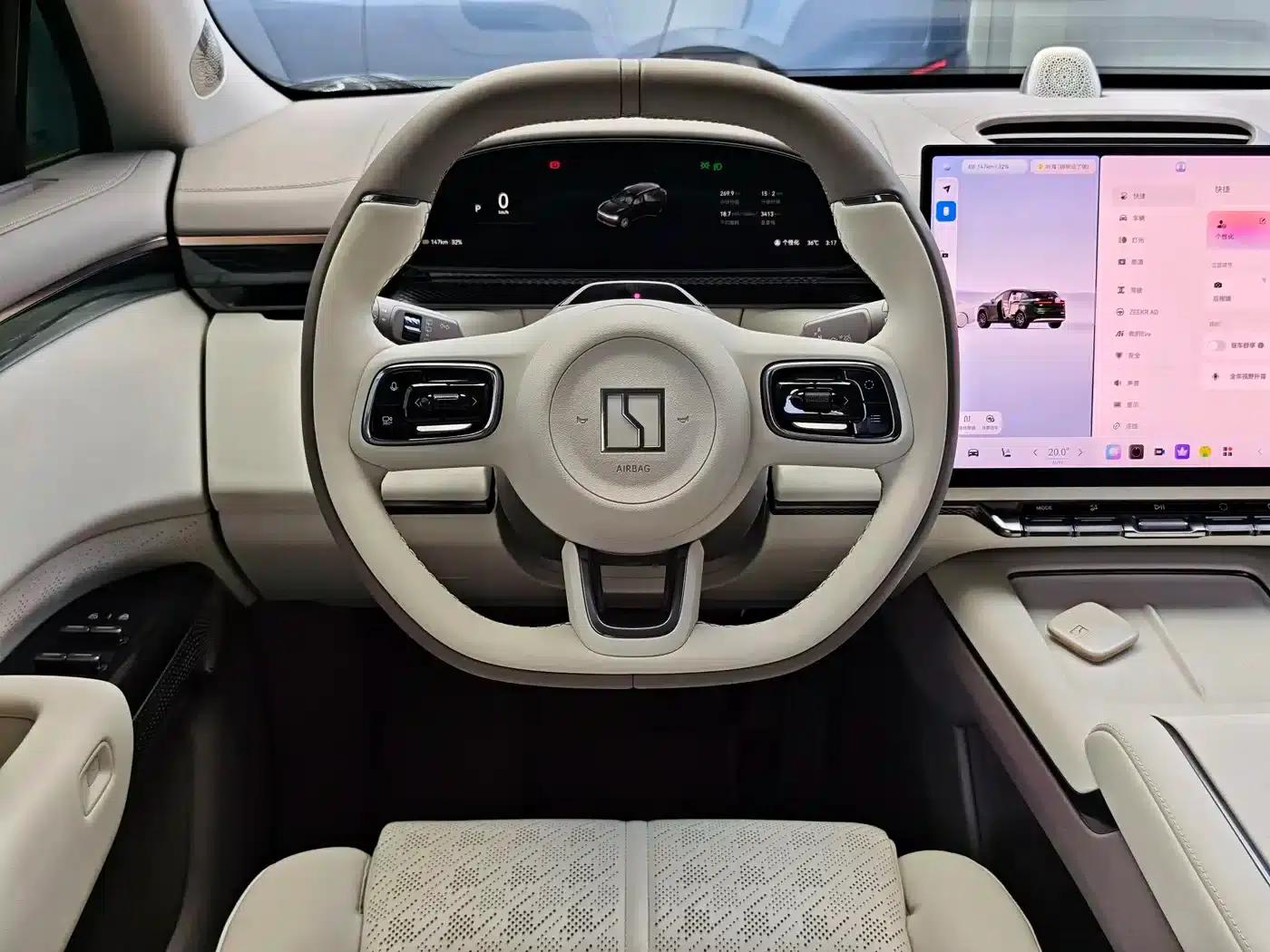 Jike 7X 2025 75kWh Rear-Wheel Drive Intelligent Driving Edition — миниатюра 32