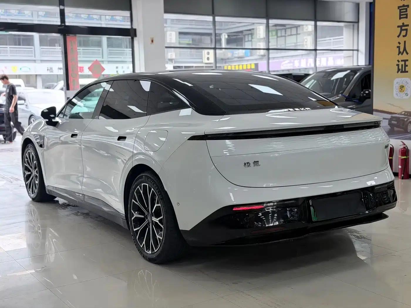 Extreme Krypton 007 2024 Rear-Wheel Drive Version 100kWh — миниатюра 6