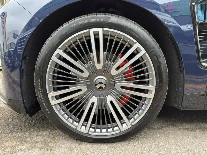 NIO ET9 2025 Model 102kWh First Edition Limited Edition — миниатюра 13