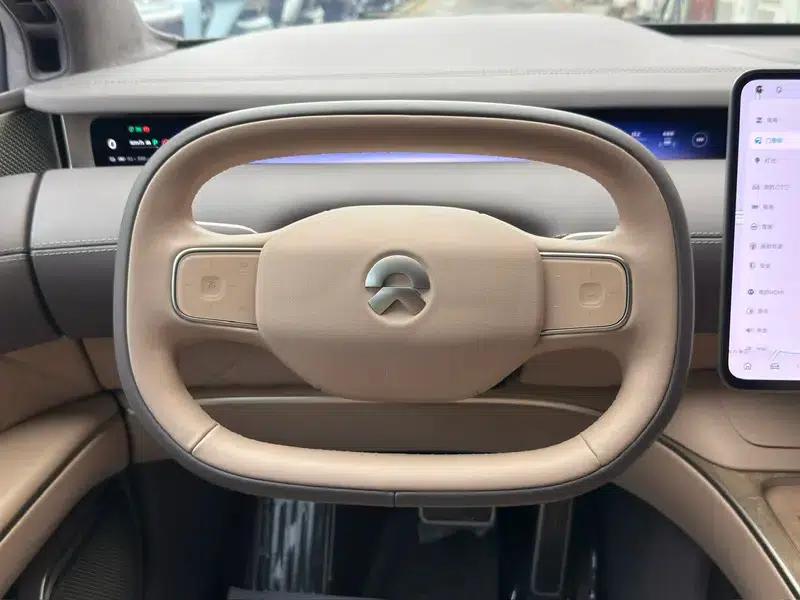 NIO ET9 2025 Model 102kWh First Edition Limited Edition — миниатюра 15