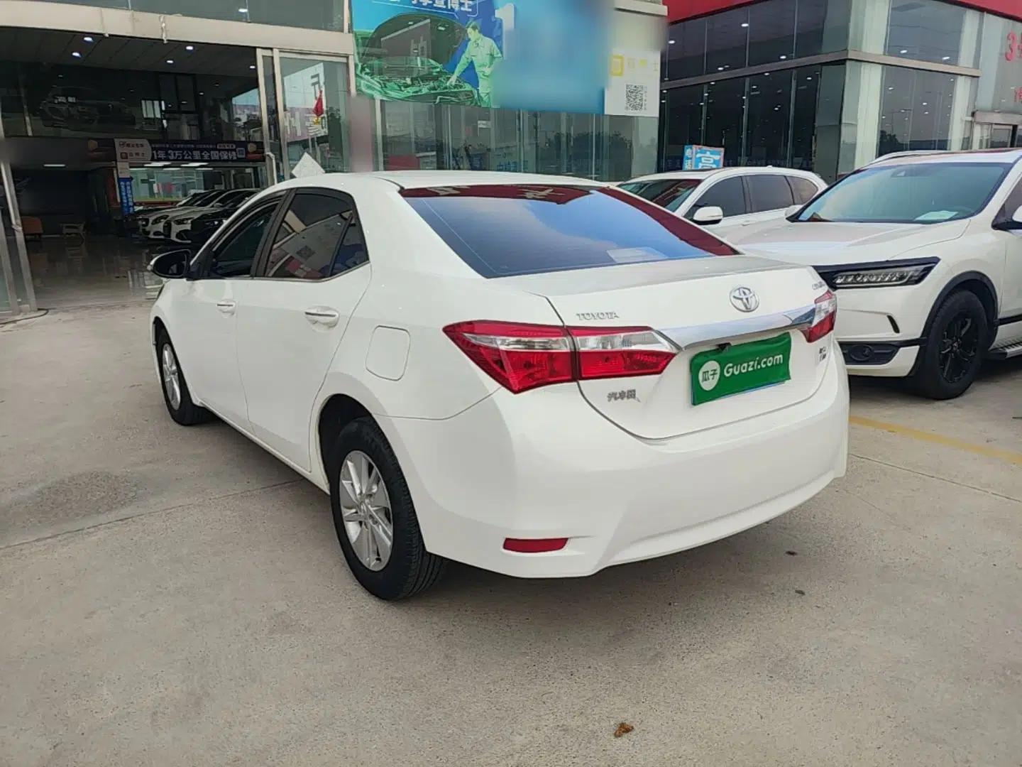 Toyota Corolla 2017 1.2T CVT GL — миниатюра 4