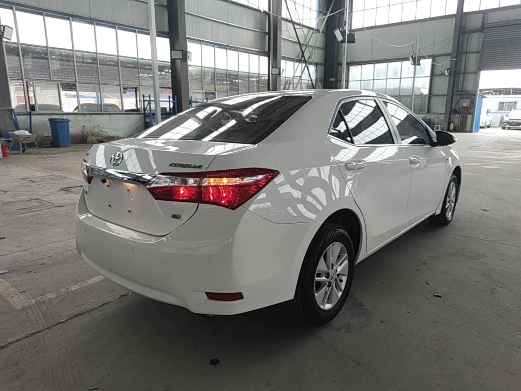 Toyota Corolla 2014 1.6L CVT GL — миниатюра 6