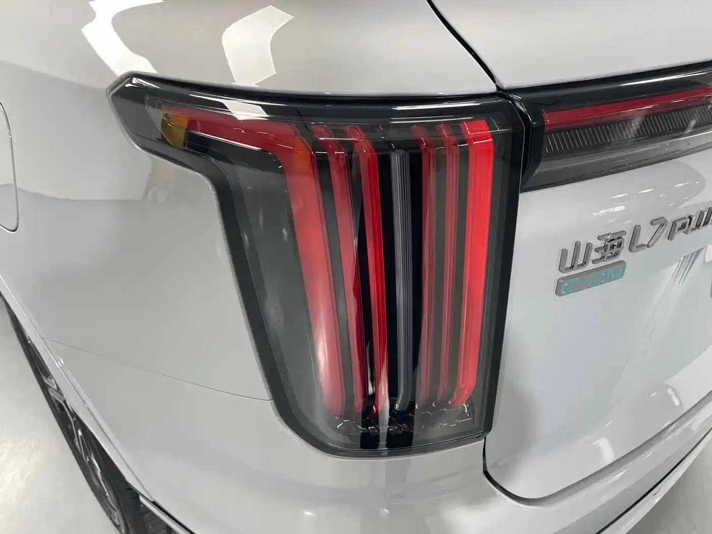 Jetour Mountain & Sea L7 PLUS 2026 Model 220km Elite Edition 5-Seater — миниатюра 16