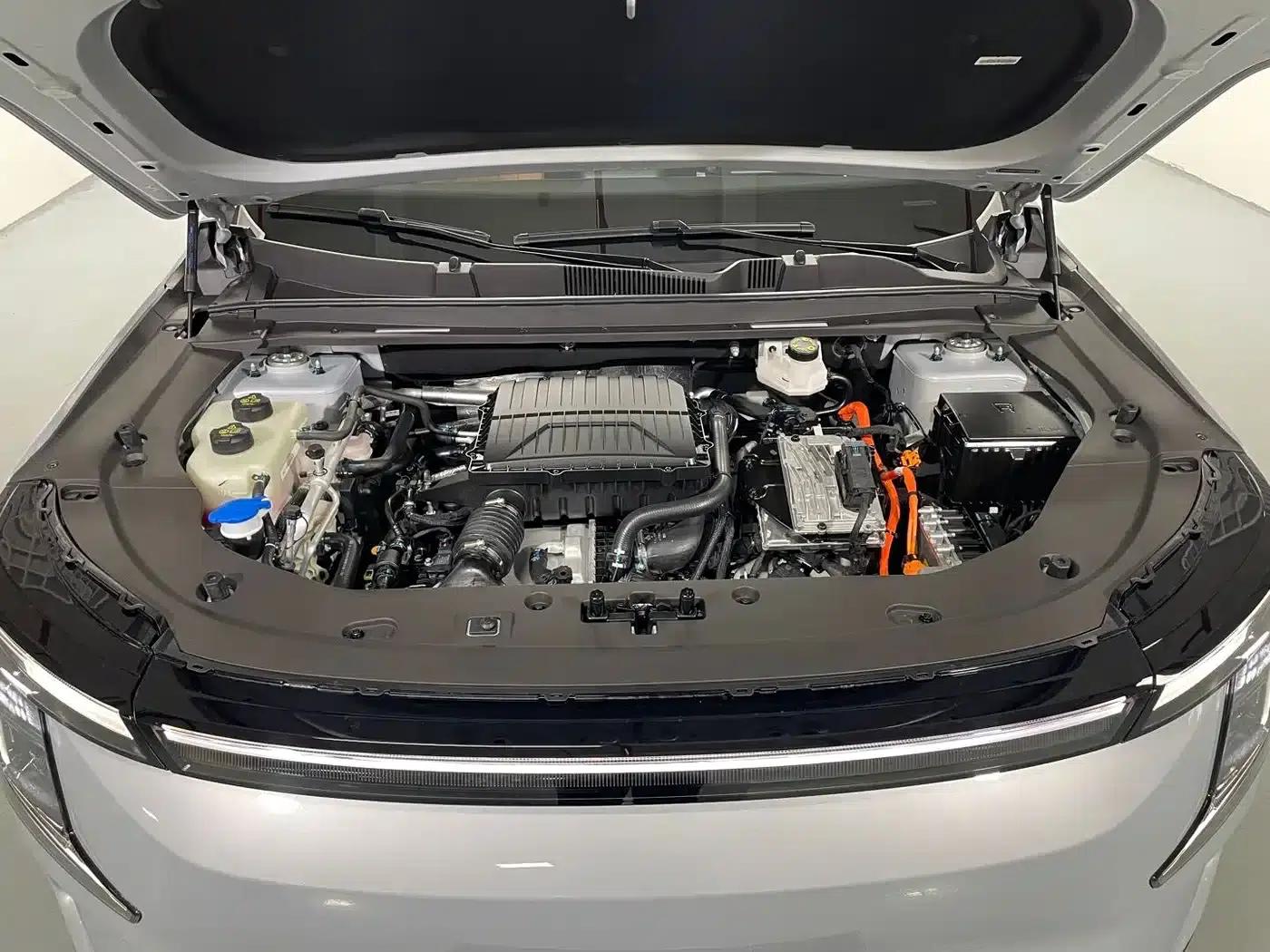 Jetour Mountain & Sea L7 PLUS 2026 Model 220km Elite Edition 5-Seater — миниатюра 17