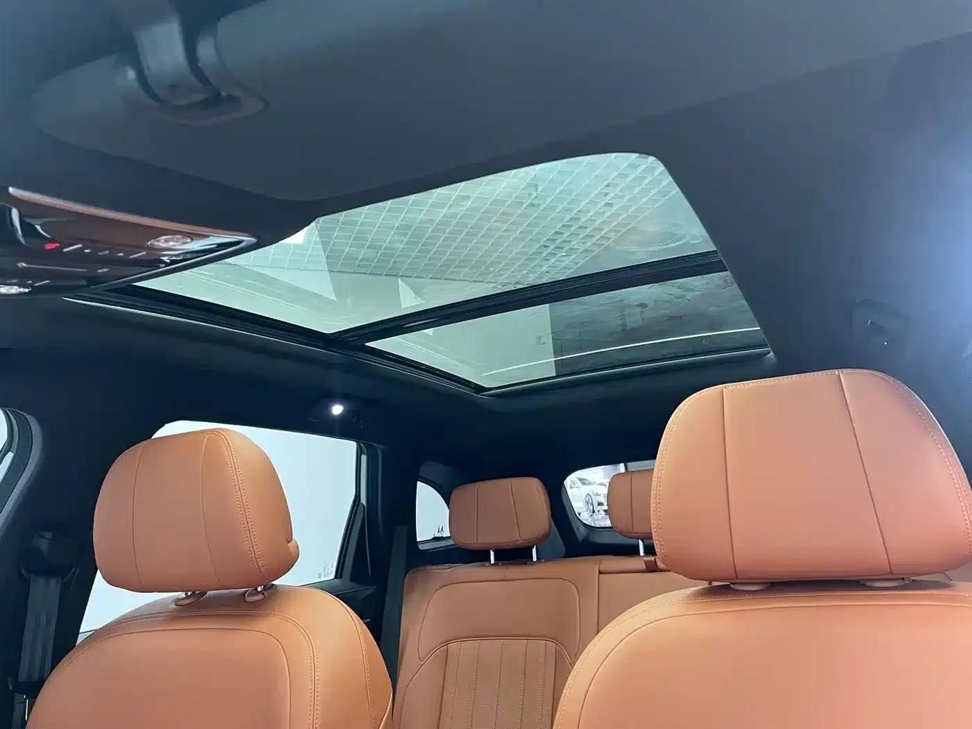 Jetour Mountain & Sea L7 PLUS 2026 Model 220km Elite Edition 5-Seater — миниатюра 9