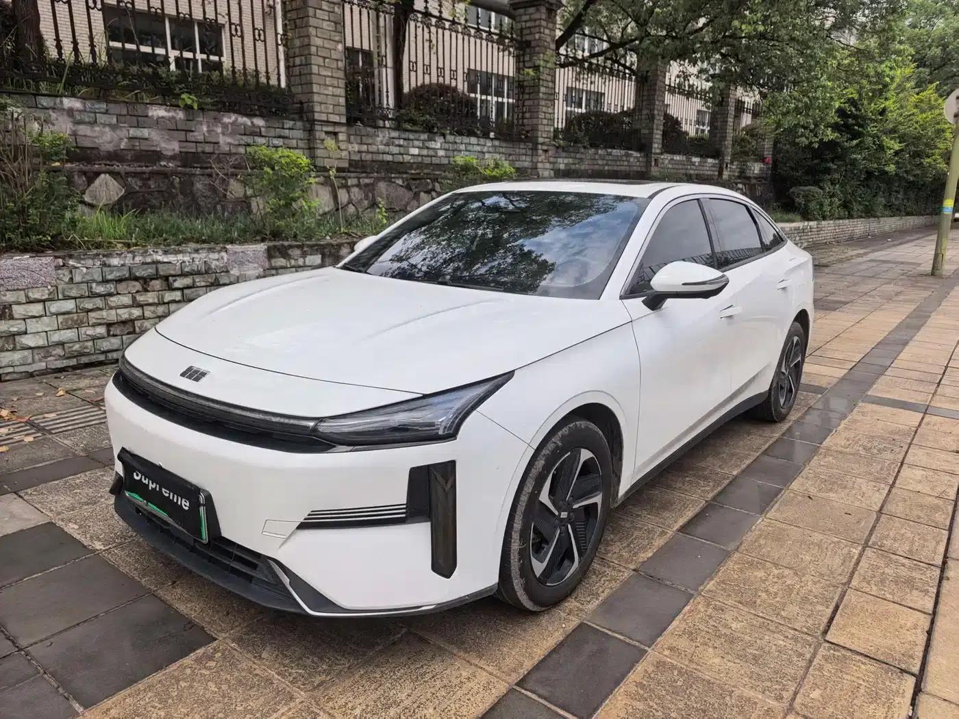Galaxy L6 2024 60km PLUS Dragon Edition — миниатюра 1