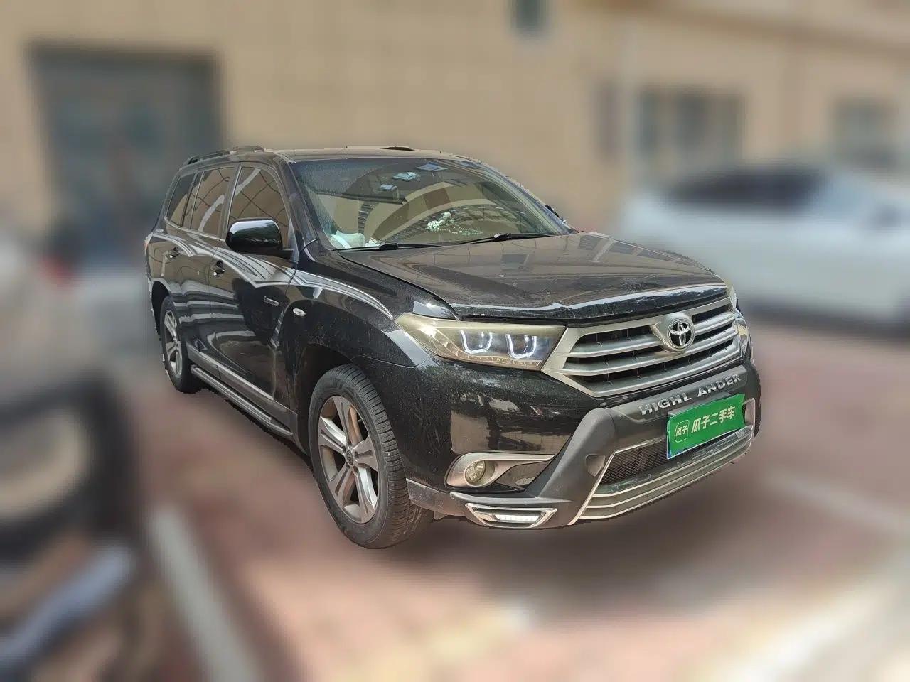 Toyota Highlander 2013 2.7L Two-Wheel Drive 7-Seater Zijin Edition — миниатюра 3