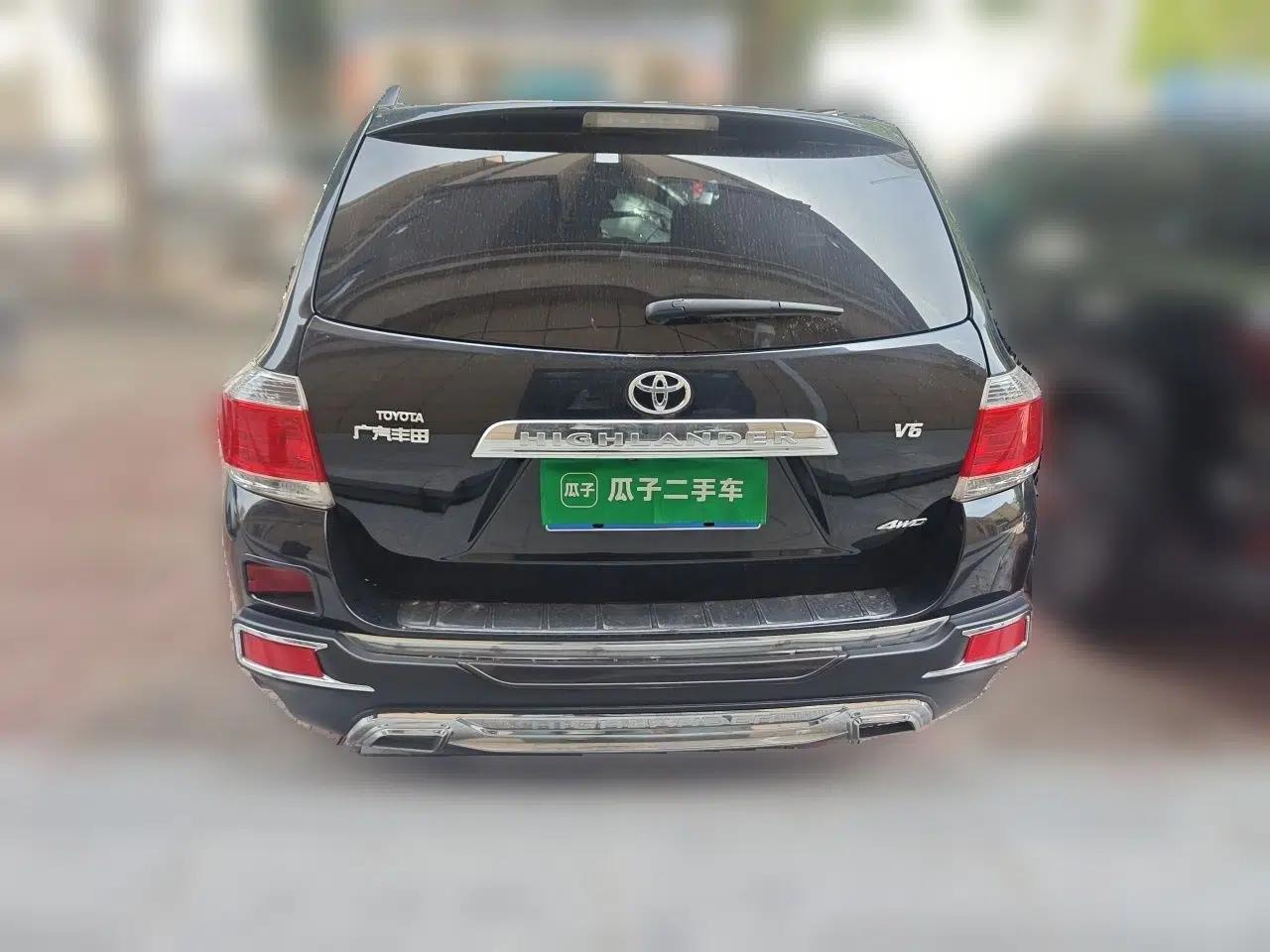 Toyota Highlander 2013 2.7L Two-Wheel Drive 7-Seater Zijin Edition — миниатюра 5