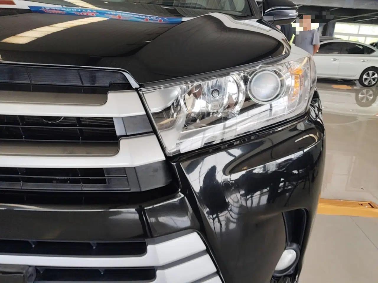 Toyota Highlander 2018 2.0T Two-Wheel Drive Elite Version 5 Seats China VI Standard — миниатюра 8