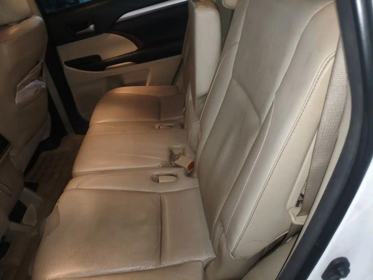 Toyota Highlander 2015 2.0T Four-Wheel Drive Luxury Edition 7-Seater — миниатюра 17