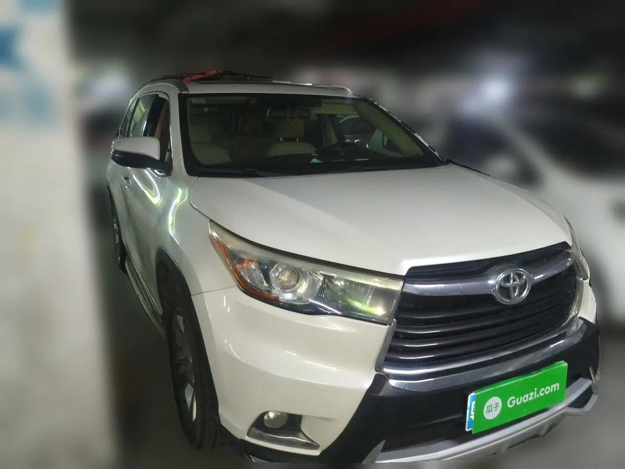 Toyota Highlander 2015 2.0T Four-Wheel Drive Luxury Edition 7-Seater — миниатюра 3