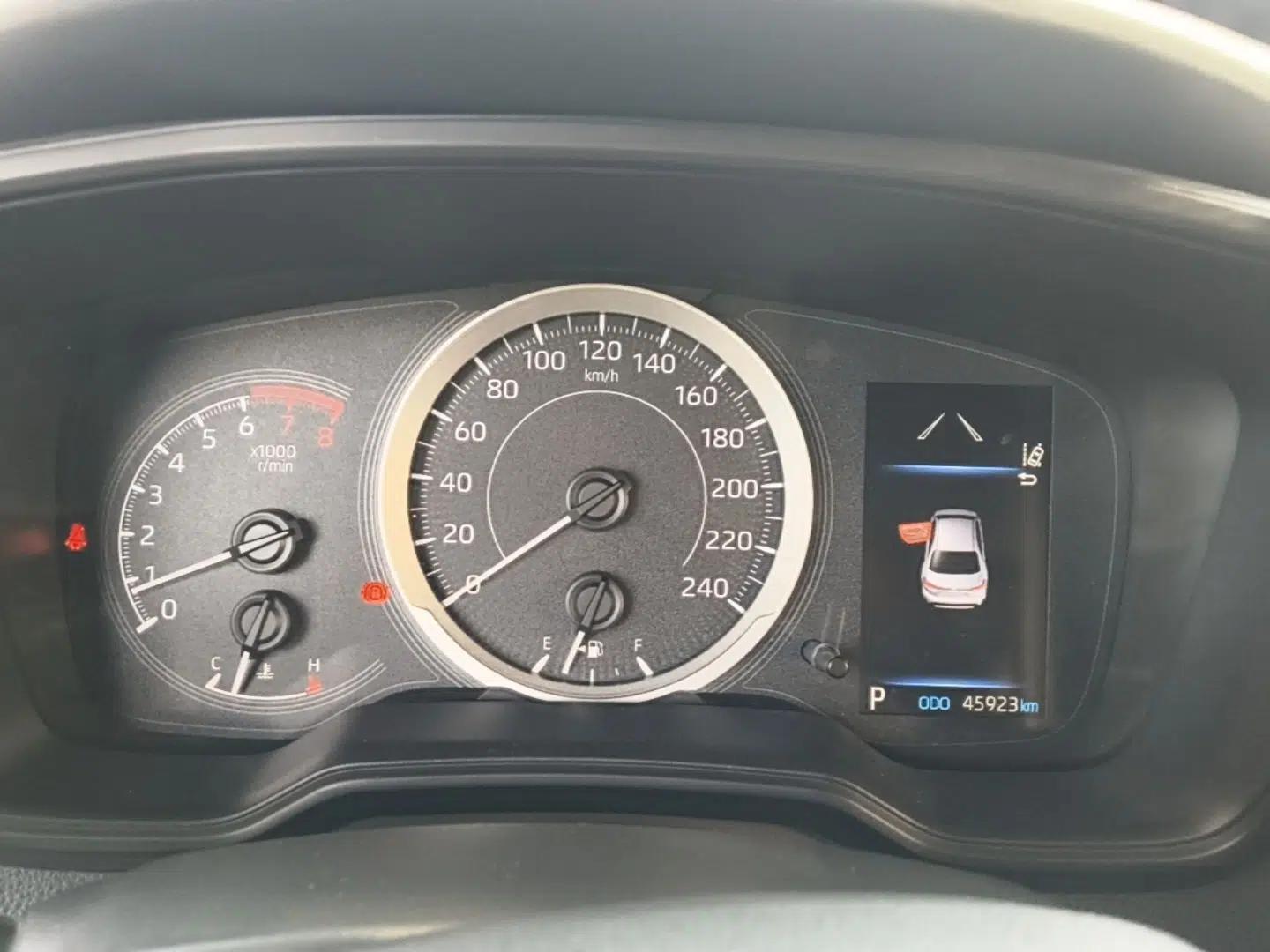 Toyota Levin 2019 185T CVT Luxury Edition China VI Standard — миниатюра 14