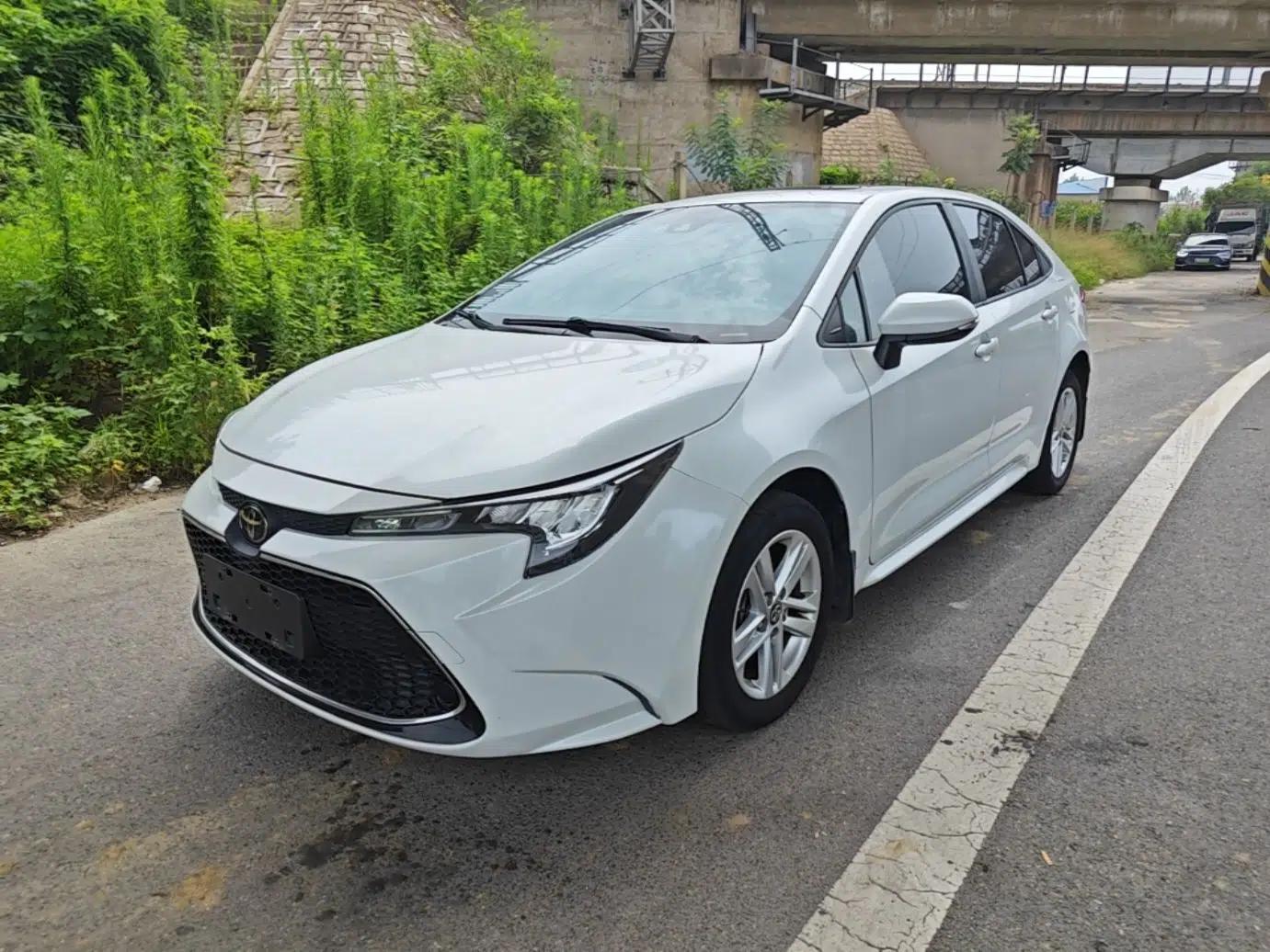 Toyota Levin 2021 185T CVT Luxury Edition — миниатюра 1
