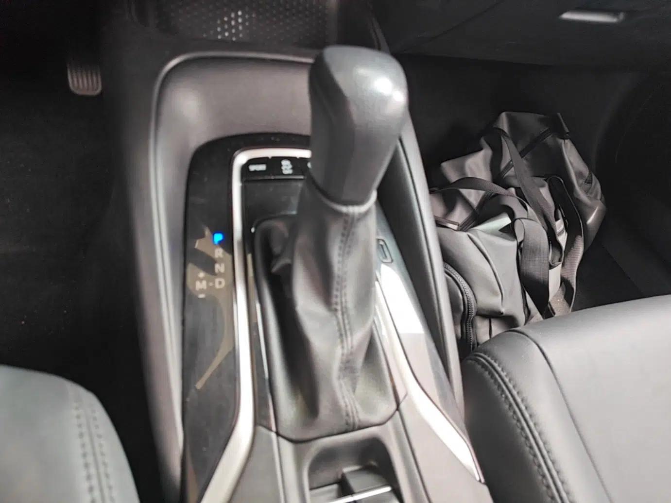 Toyota Levin 2021 185T CVT Luxury Edition — миниатюра 16