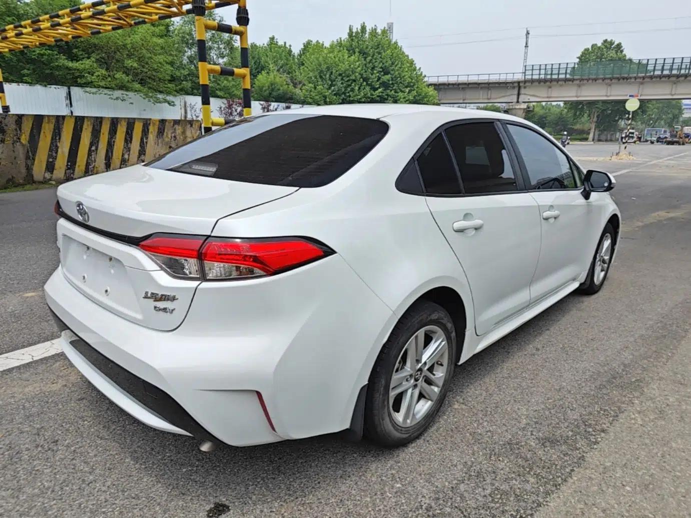 Toyota Levin 2021 185T CVT Luxury Edition — миниатюра 6