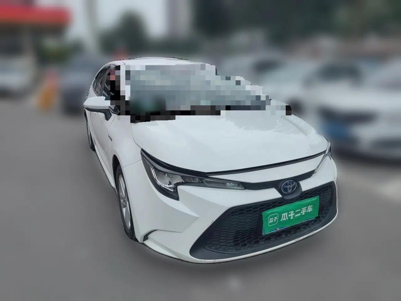 Toyota Levin 2022 Dual-Motor 1.8H E-CVT Leading Edition — миниатюра 3
