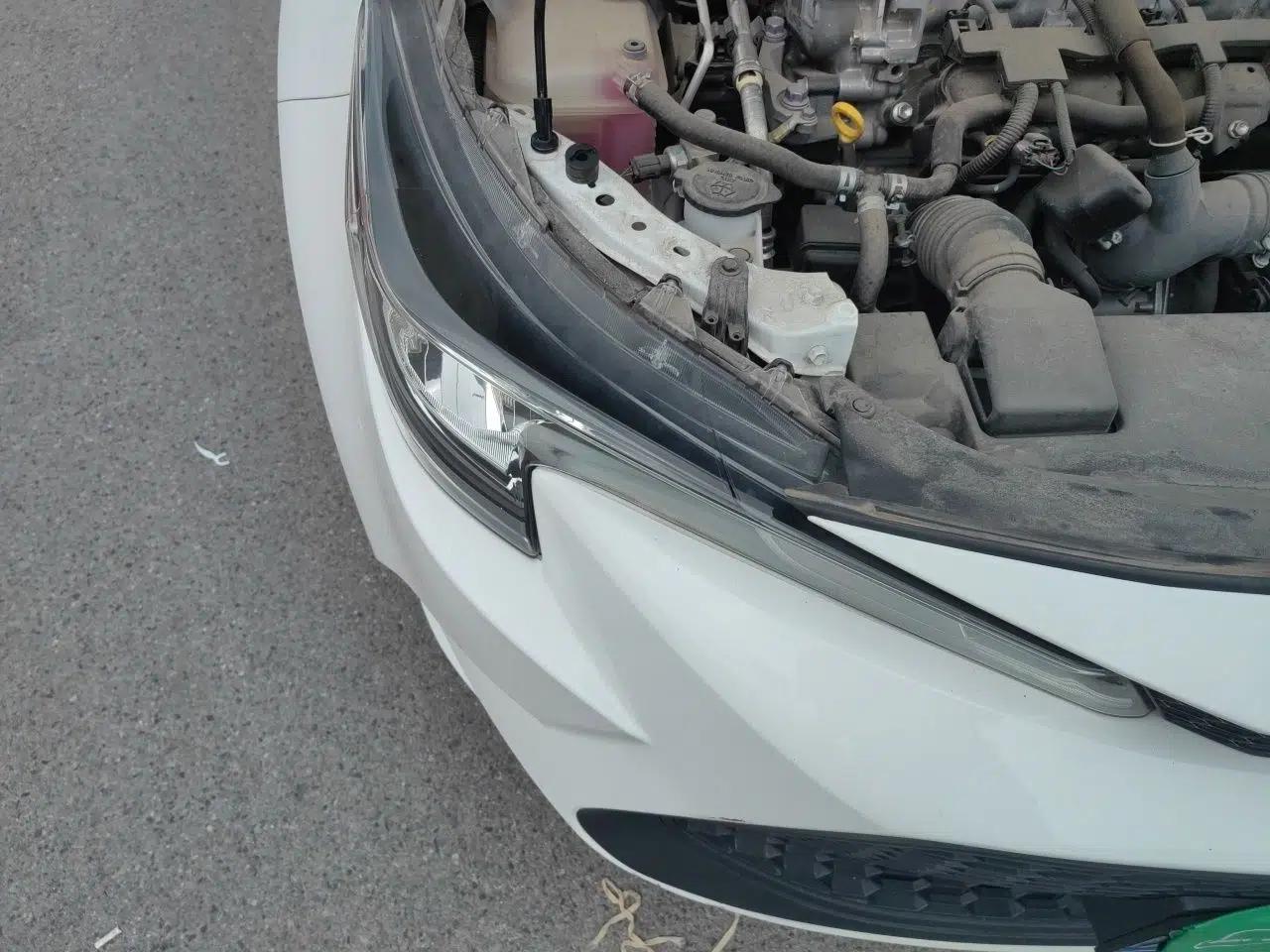 Toyota Levin 2022 Dual-Motor 1.8H E-CVT Leading Edition — миниатюра 7