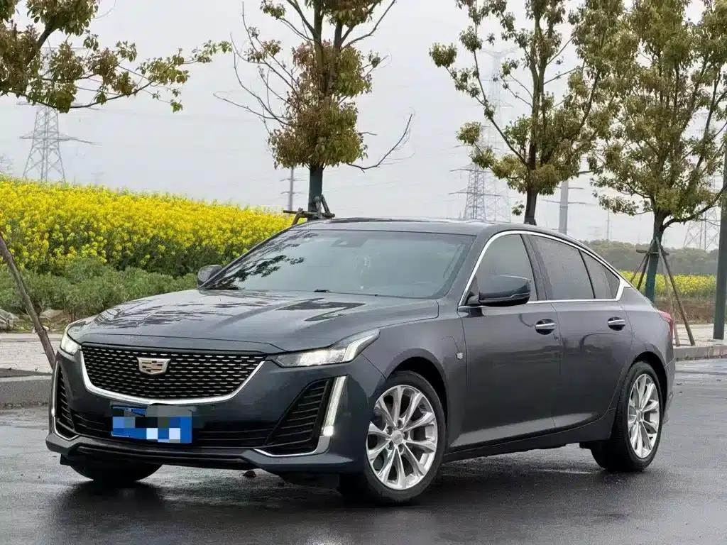 2022 Cadillac CT5 28T Luxury — миниатюра 1