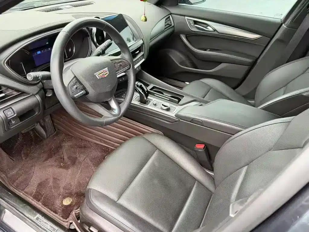 2022 Cadillac CT5 28T Luxury — миниатюра 4