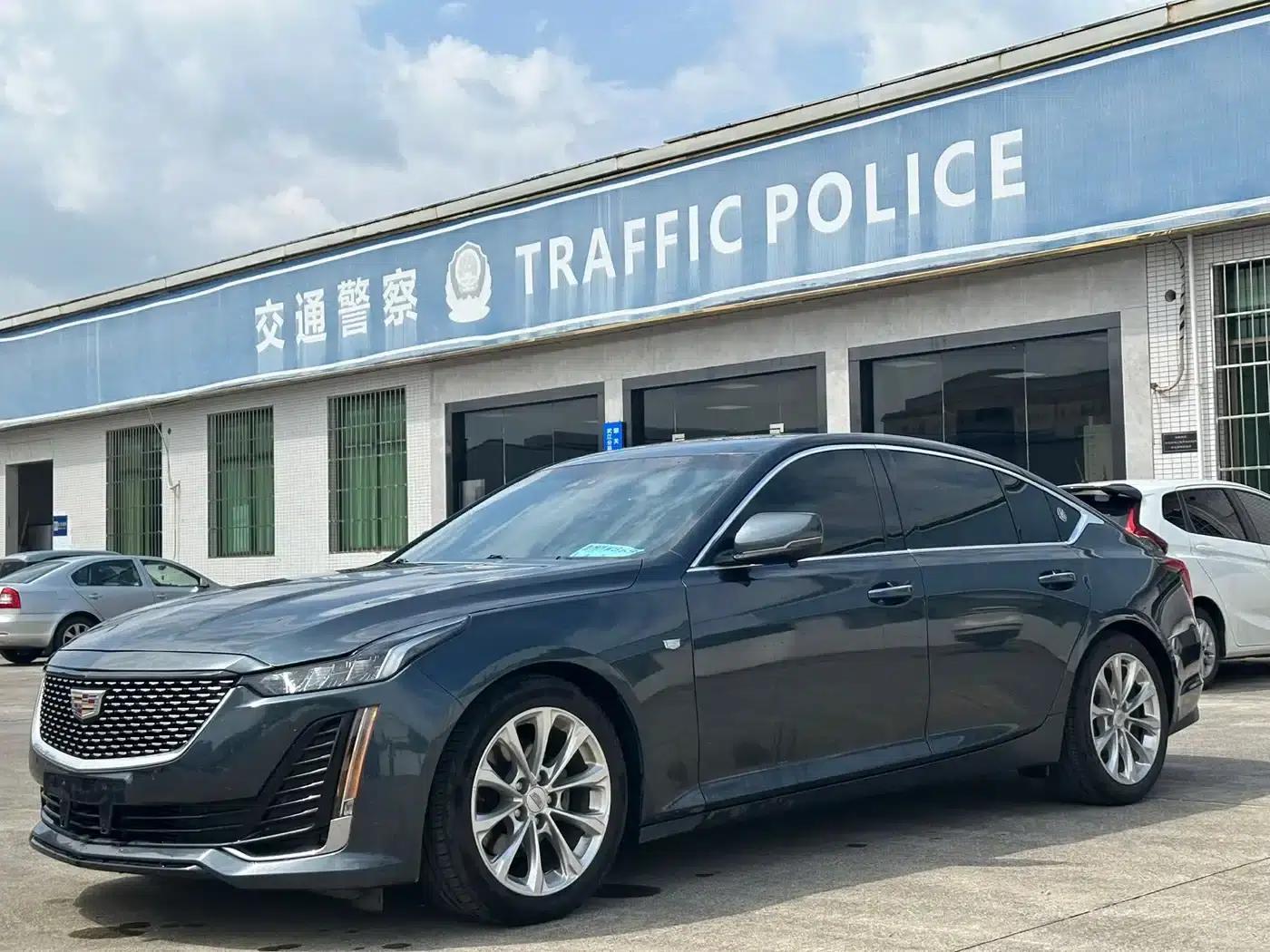 2020 Cadillac CT5 Facelift 28T Luxury — миниатюра 3