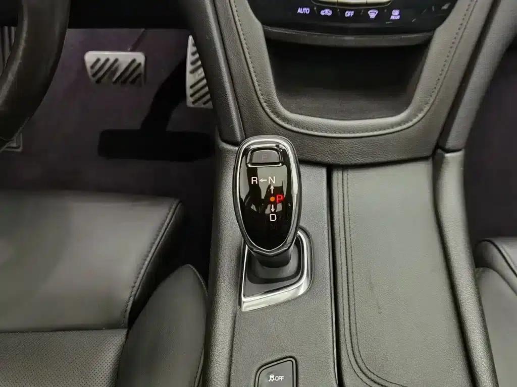 Cadillac XT5 2017 Anniversary Edition 28T AWD Luxury — миниатюра 13