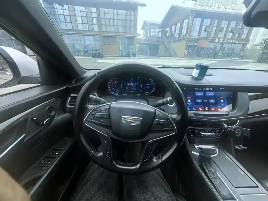 2017 Cadillac CT6 28T Luxury — миниатюра 21