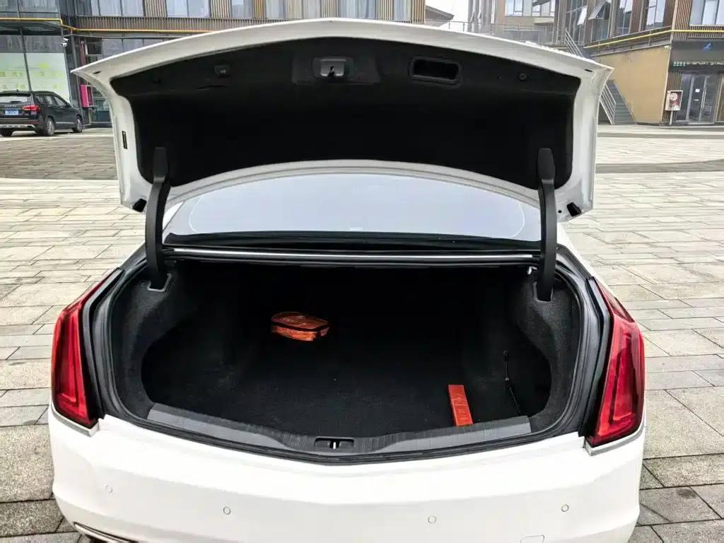 2017 Cadillac CT6 28T Luxury — миниатюра 22