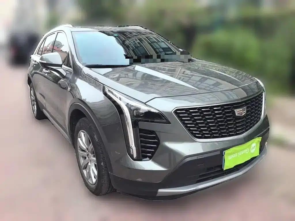 2018 Cadillac XT4 28T 2WD Luxury — миниатюра 3