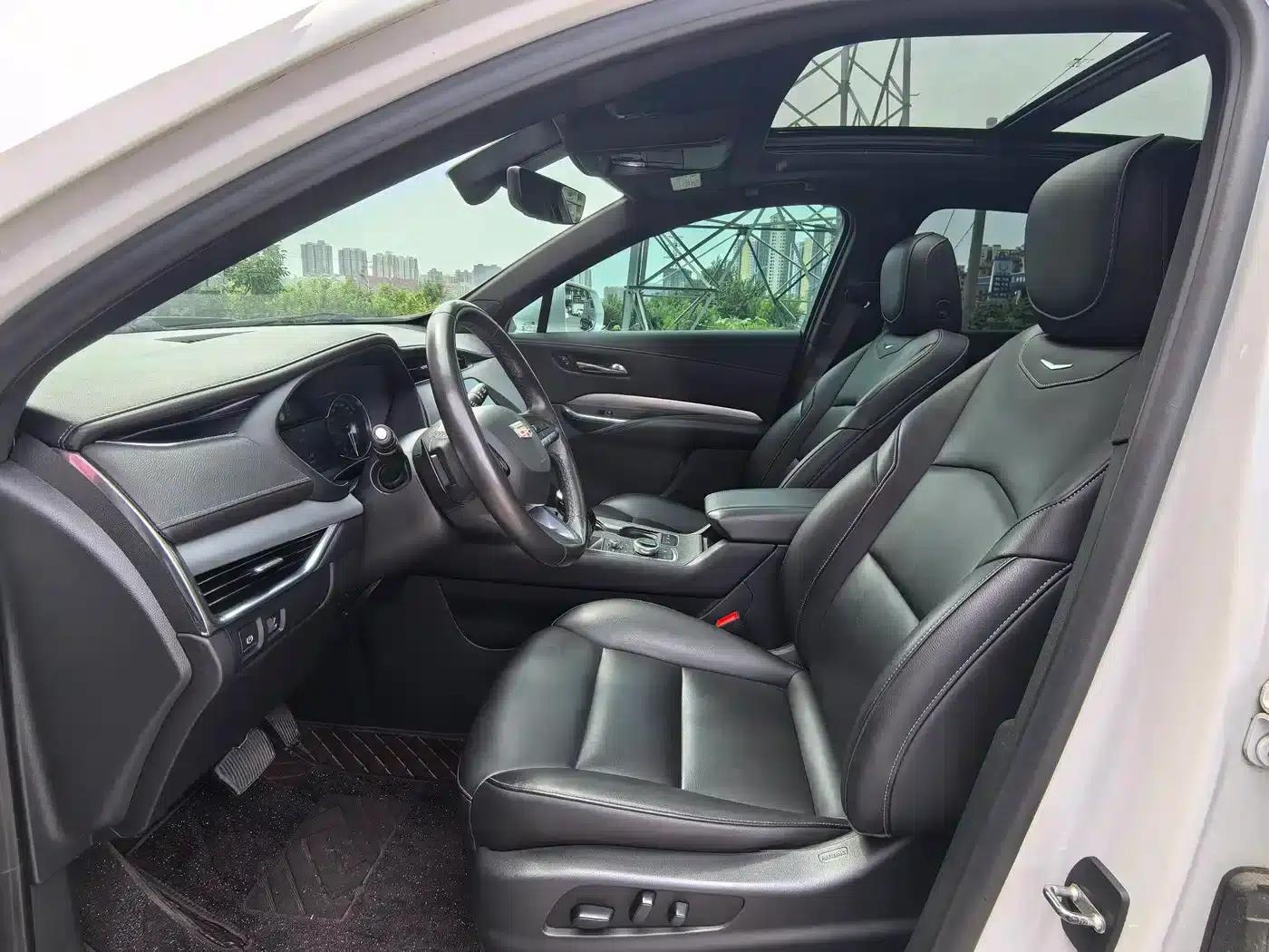 2020 Cadillac XT4 Facelift 28T Two-Wheel Drive Premium Model — миниатюра 5