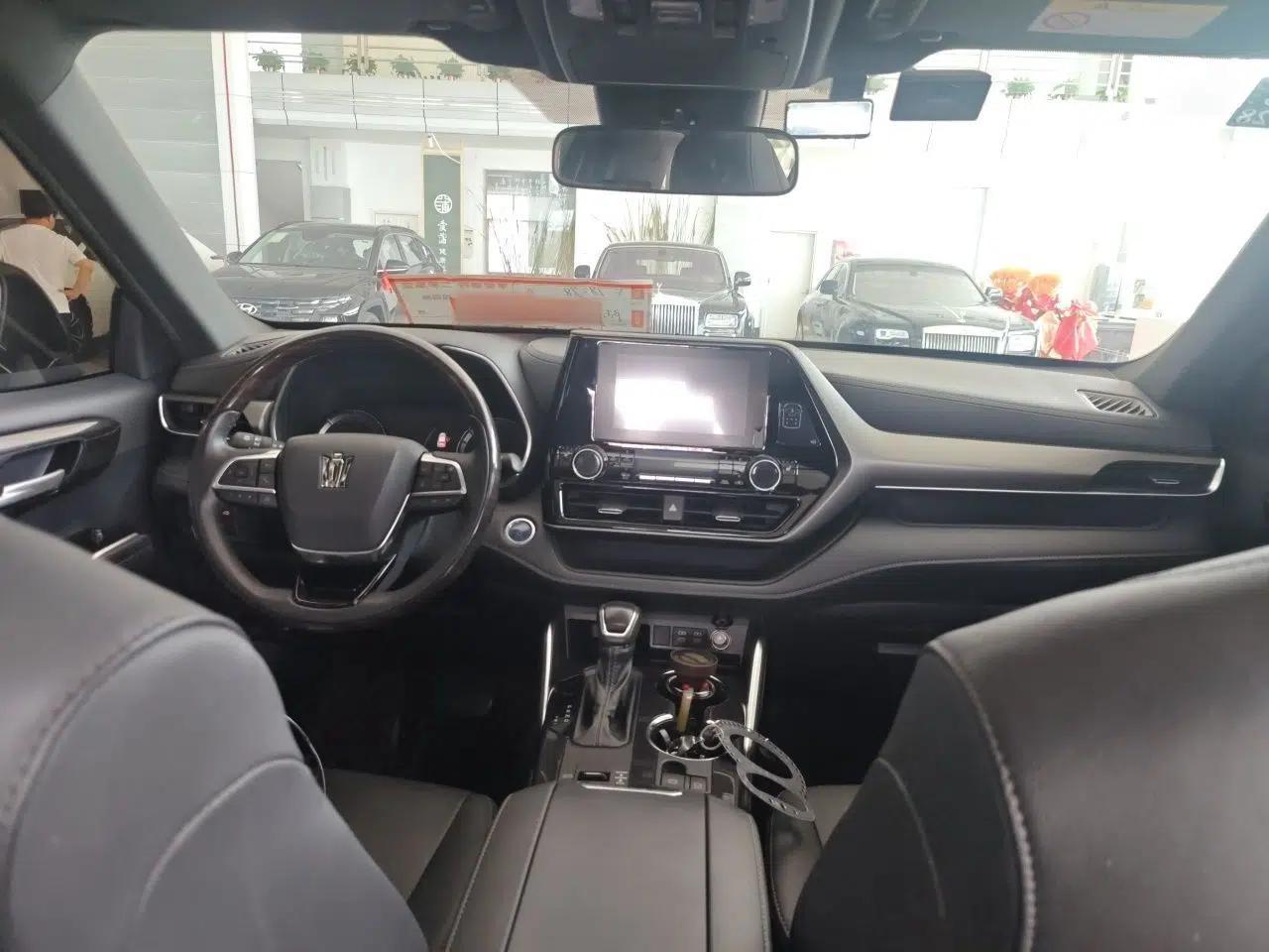 Toyota Crown Kluger 2021 2.5L HEV Four-Wheel Drive Luxury Edition — миниатюра 9
