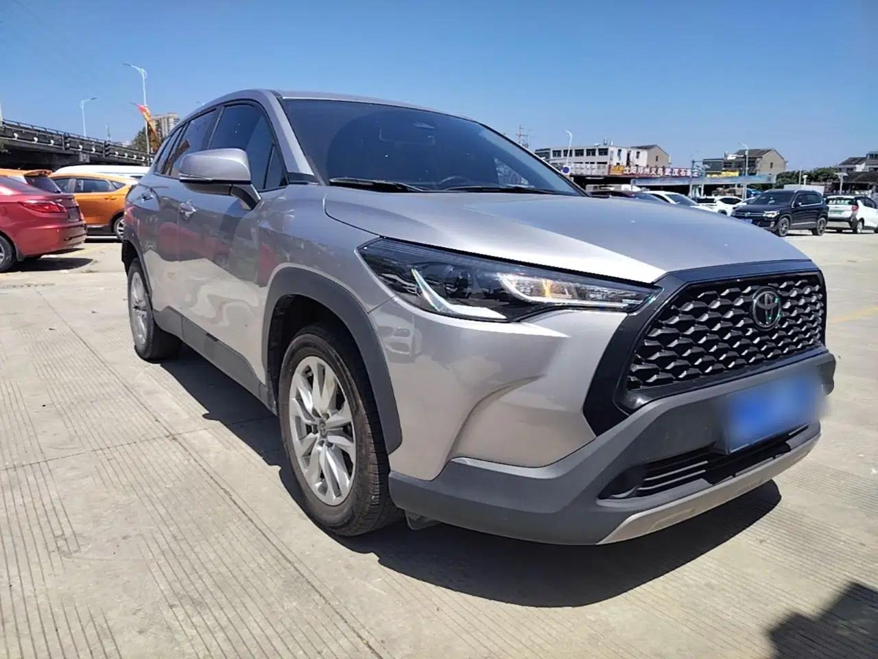 Toyota Corolla Cross 2023 2.0L Pioneer Edition — миниатюра 3