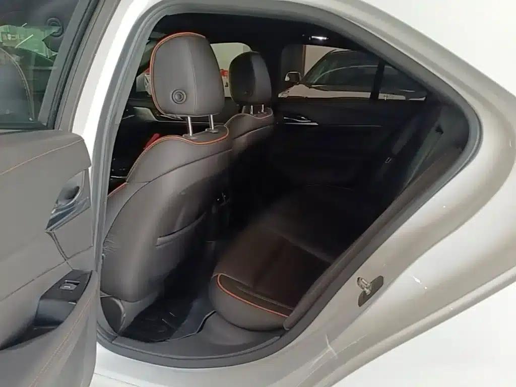2020 Cadillac CT4 28T Elite — миниатюра 17