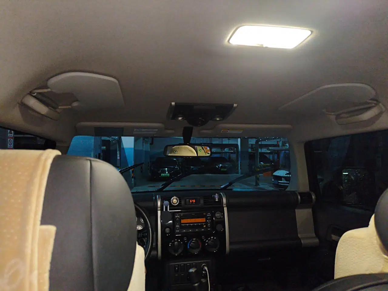 Toyota FJ Cruiser 2013 4.0L — миниатюра 18