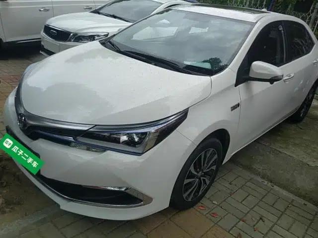 Toyota Corolla Hybrid E+ 2019 1.8L E-CVT Leading Edition