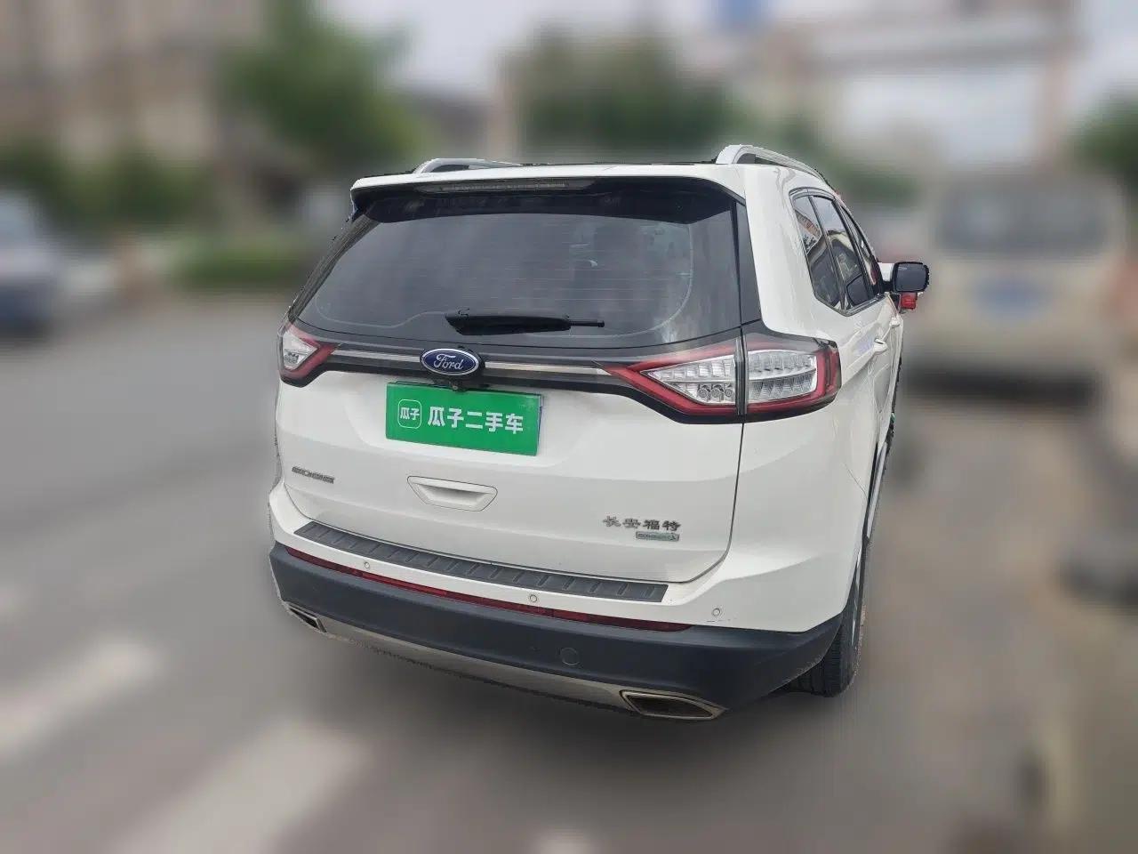 Ford Edge 2017 EcoBoost 245 Two-Drive Platinum Edition 5 Seats — миниатюра 6