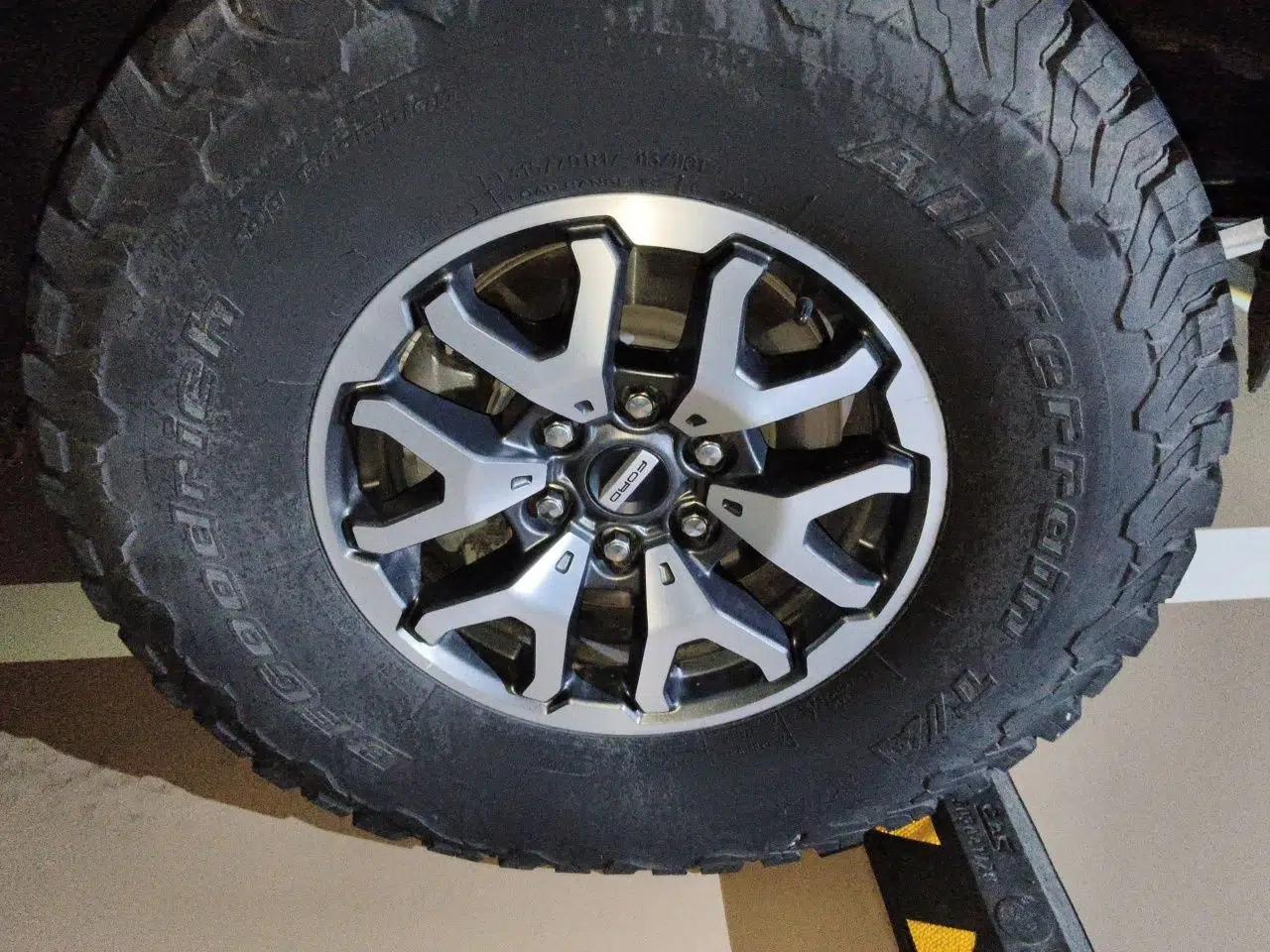 Ford F-150 Raptor 2023 3.5T Raptor — миниатюра 8