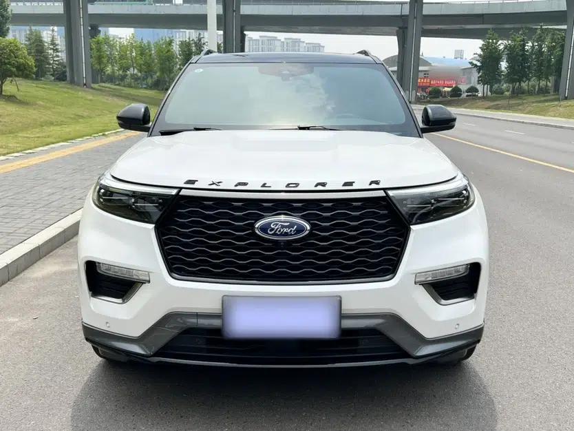 Ford Explorer 2020 EcoBoost 285 Four-Wheel Drive Sport Edition ST-LINE 7-Seater — миниатюра 2