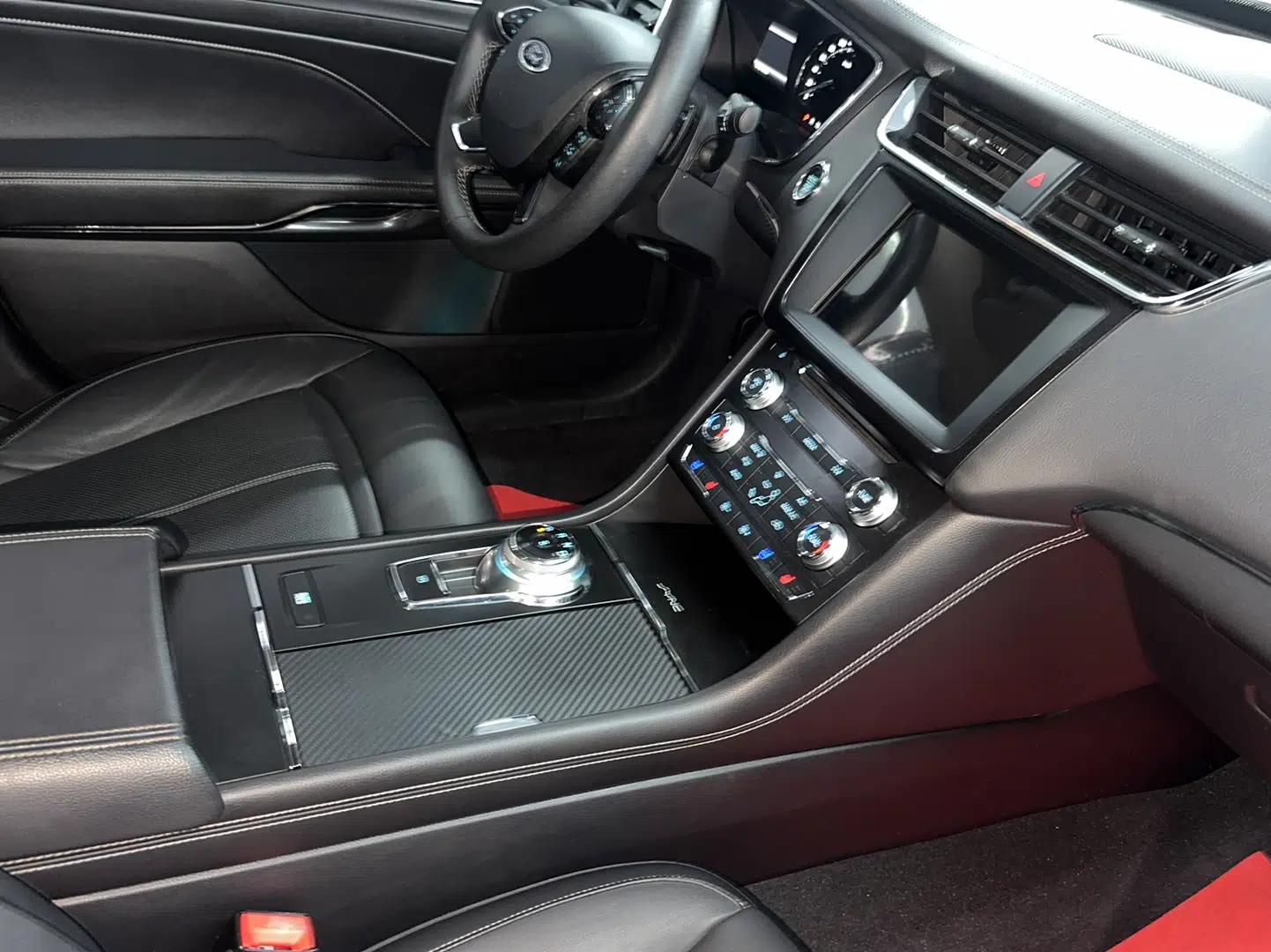 Ford Taurus 2015 EcoBoost 245 Fashion Edition — миниатюра 11