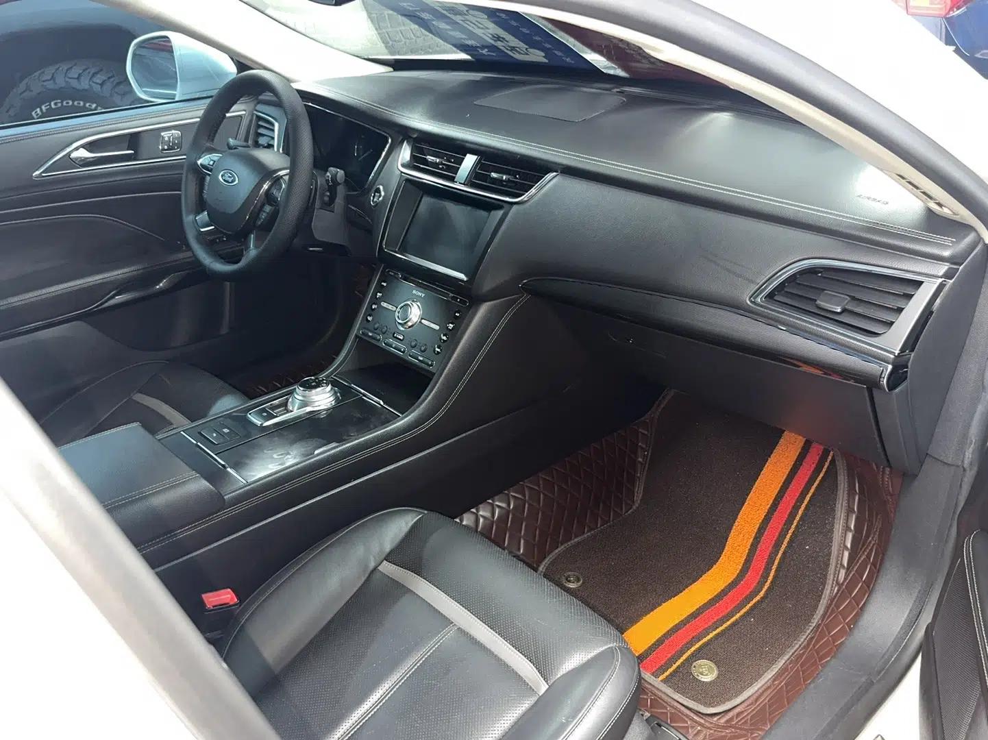 Ford Taurus 2015 EcoBoost 245 Luxury Model — миниатюра 17