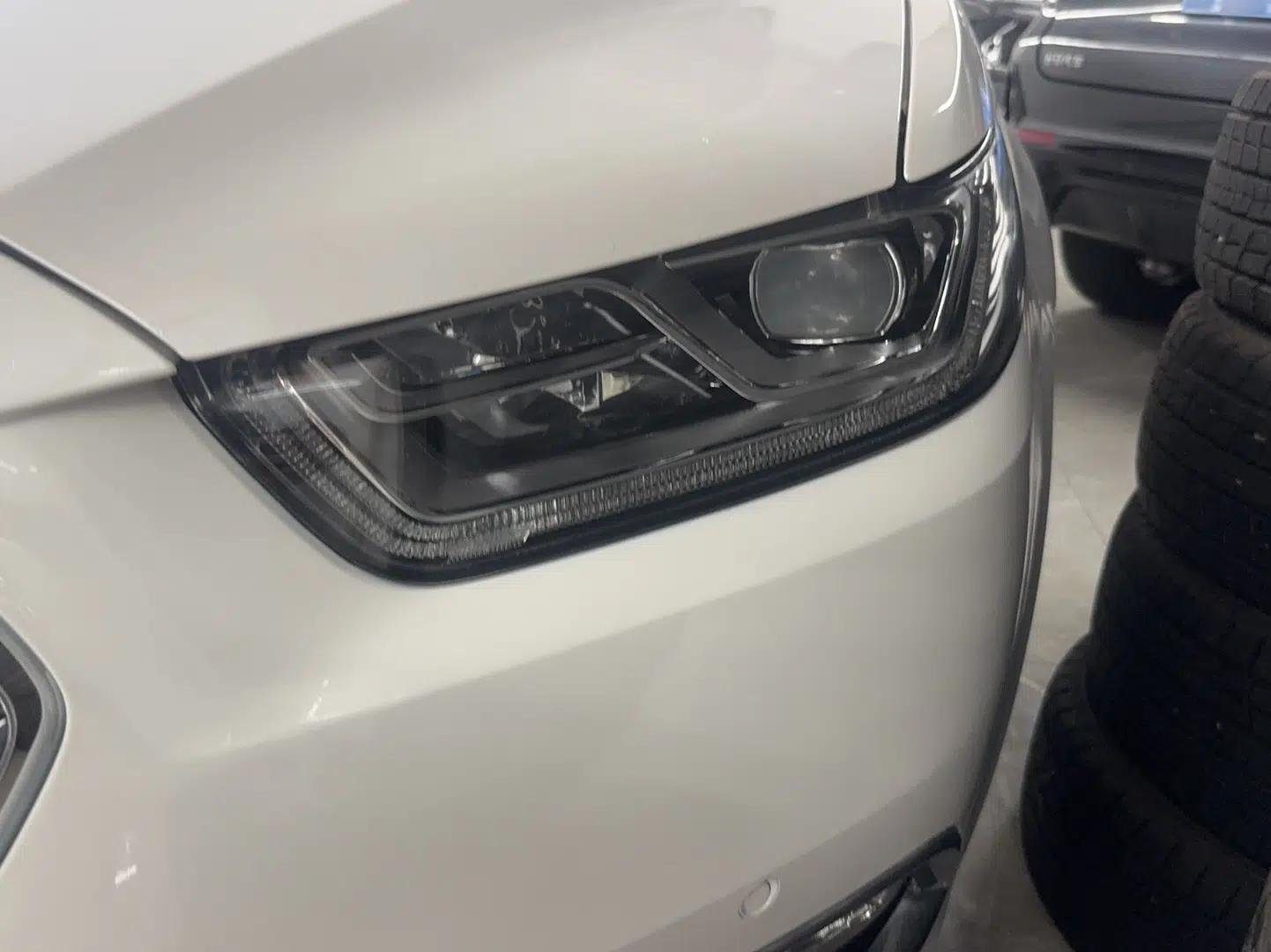 Ford Taurus 2015 EcoBoost 245 Luxury Model — миниатюра 4