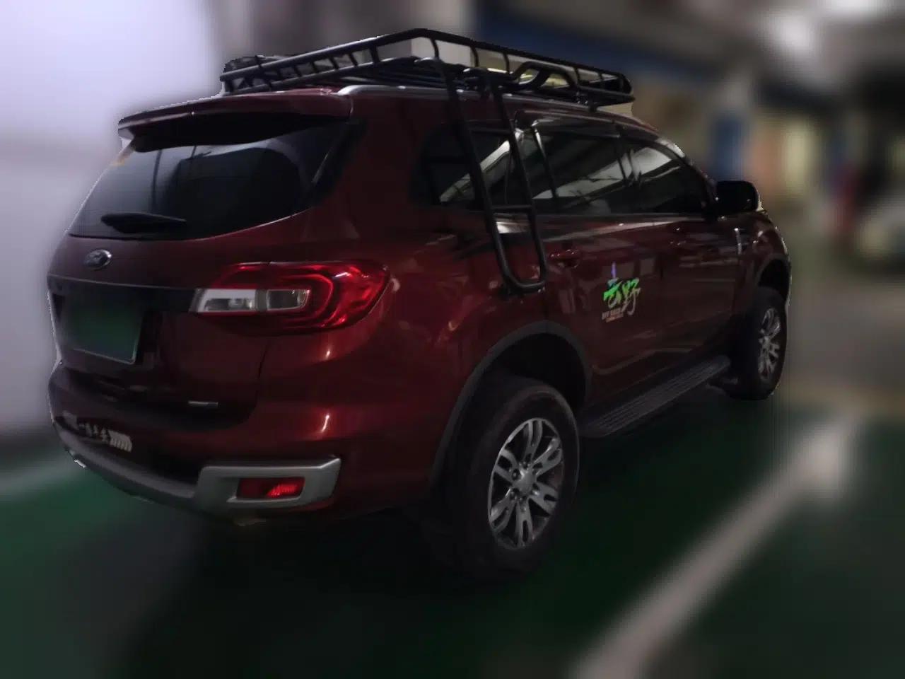 Ford Everest 2016 2.0T Gasoline Automatic 4x4 Luxury Edition — миниатюра 6