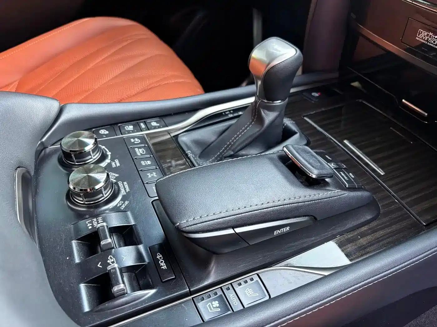 Lexus LX 2019 570 Pinnacle Edition — миниатюра 12