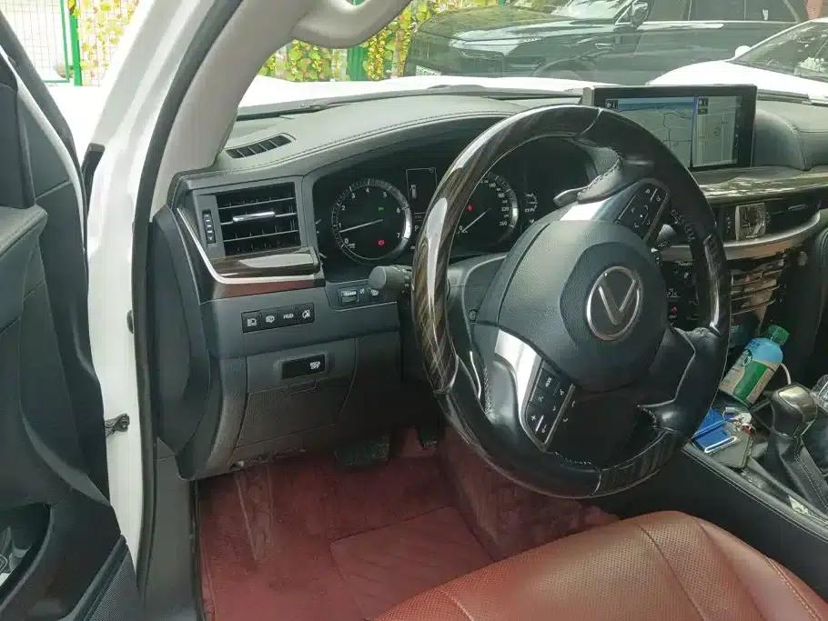 Lexus LX 2019 570 Dynamic Luxury Edition — миниатюра 12