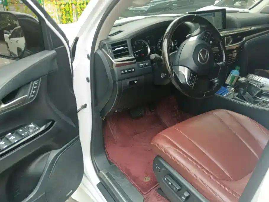 Lexus LX 2019 570 Dynamic Luxury Edition — миниатюра 9